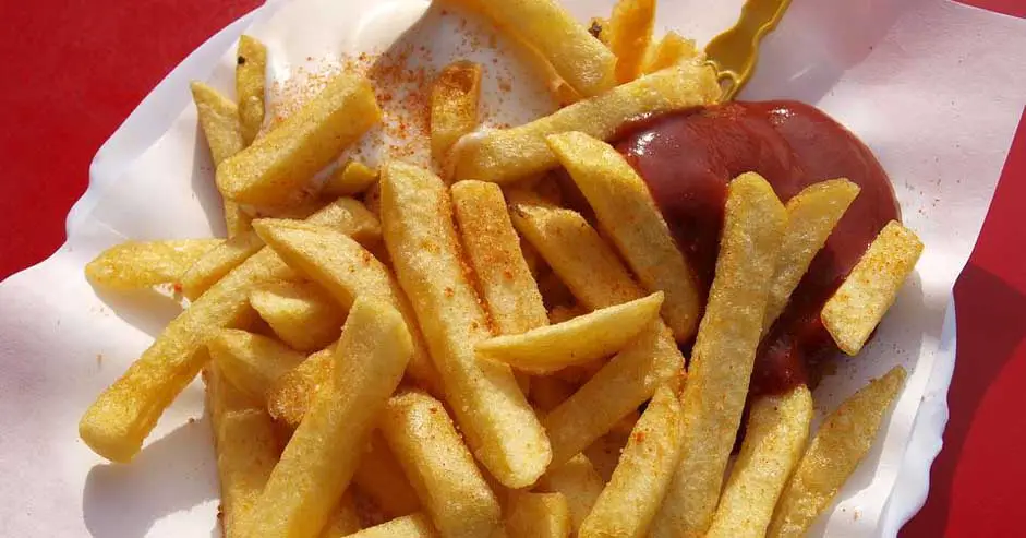 Preparing french fries in a matter of 15 minutes without additional preparations? An air fryer might just be the answer.