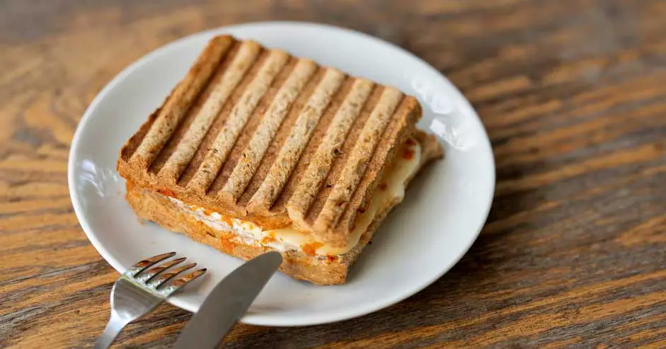 Will my grilled sandwiches or toasted bread keep overnight?
