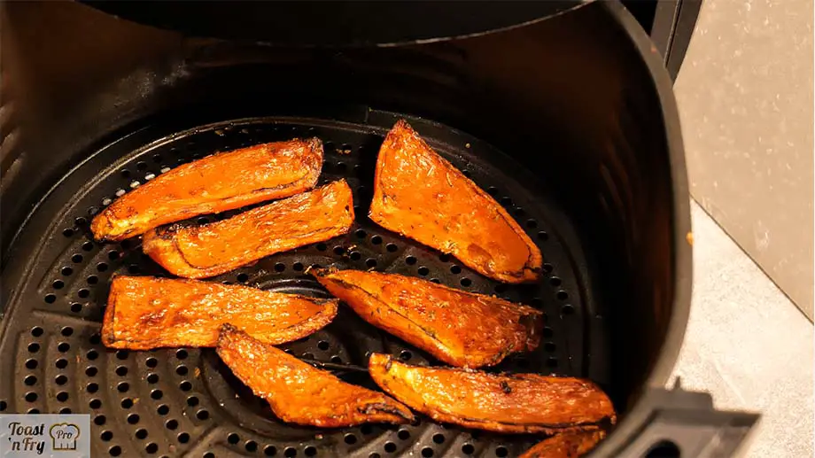 Yum! - The herbs nicely blend with the peppers with the use of a tiny bit of olive oil.