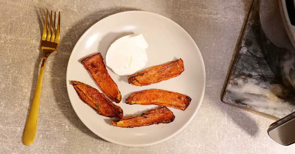 Air fried bell peppers - the simplest air fryer recipe!