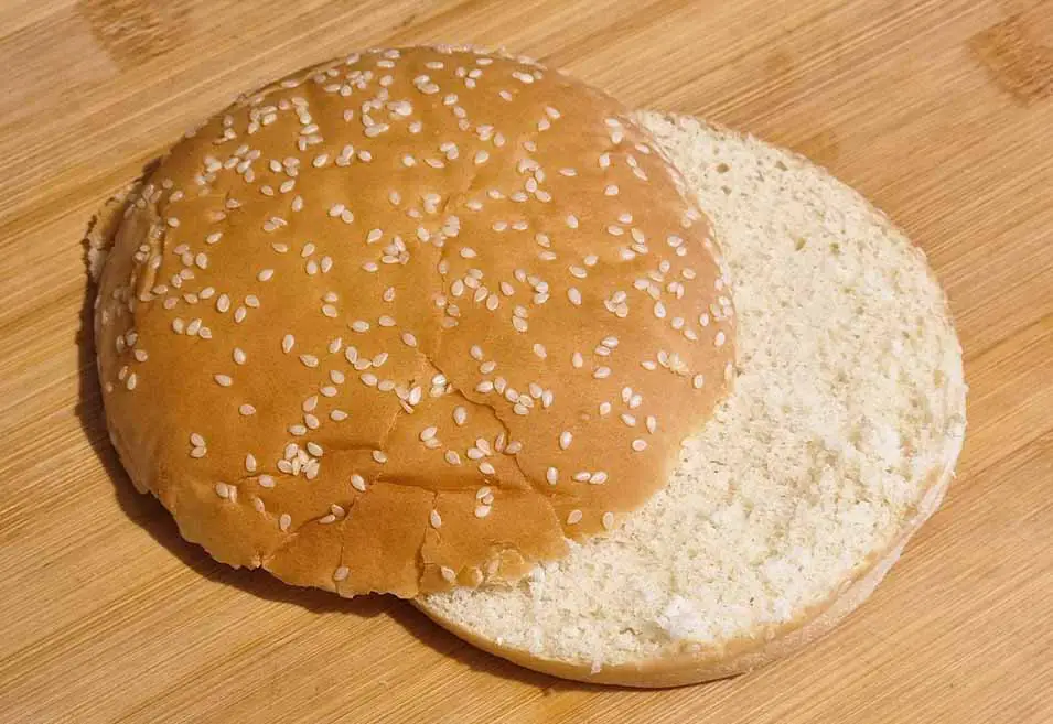 Soggy burger buns - one of the most common problems when making burgers for the first time. Is there a simple fix?
